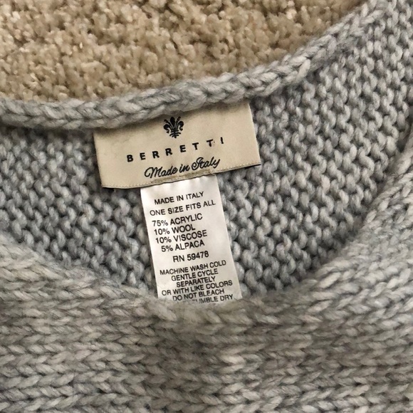 Poncho sweater * soft and cozy* - Picture 4 of 8